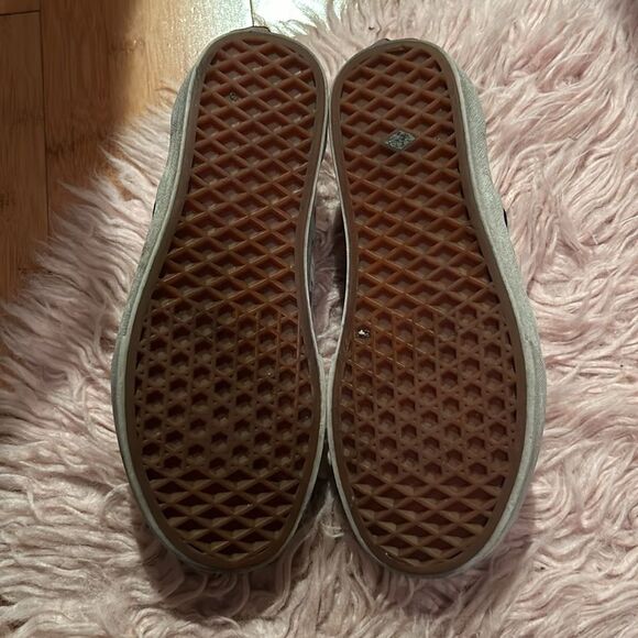 VANS Women’s Rainbow Checkerboard Excellent Condition, Size 6 Slip on shoes - Picture 7 of 8